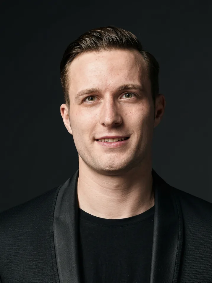 Victor De Mite, Founder & Managing Director